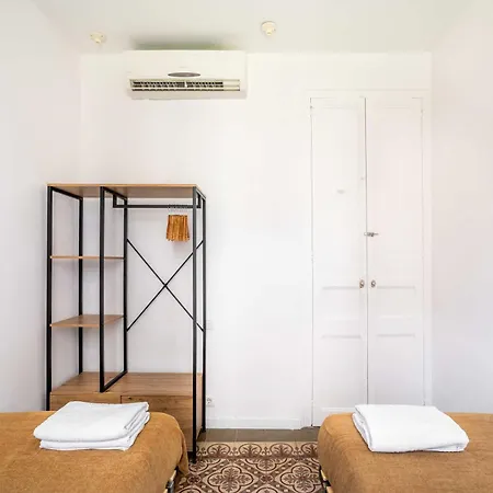 Apartment Sagrada Familia- Emblematic And Charming Catalan